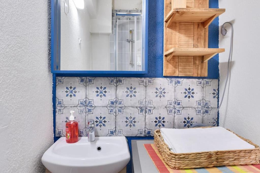 Proche Du Vieux Port Apartment Marseille